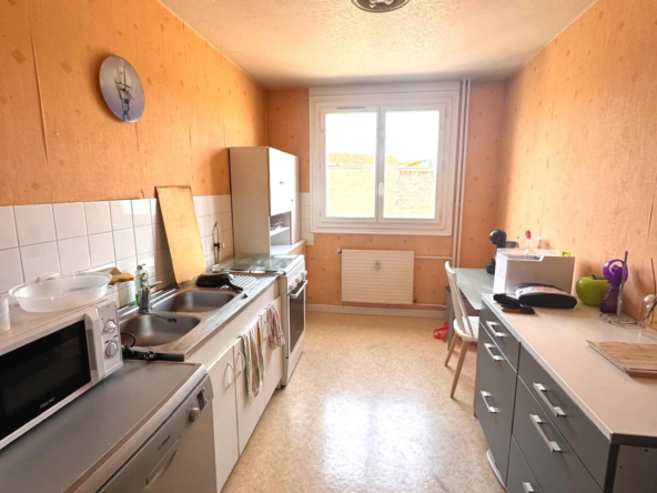 Appartement T2 lumineux à vendre à Le Coteau – 47 m² avec balcon et ascenseur