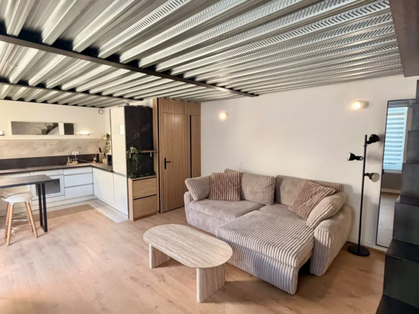 Appartement rénové de 52m² avec jardin privatif à Nîmes Centre