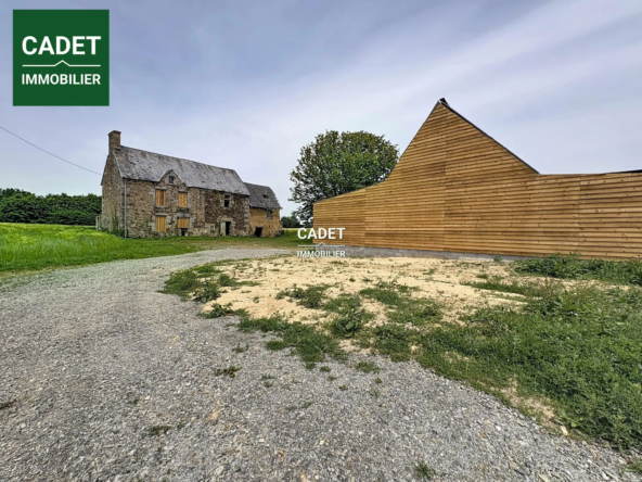 Ensemble immobilier à rénover à Saint-Jean-de-la-Haize avec terrain de 5 000 m²