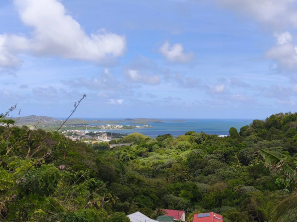 Immeuble de rapport avec vue mer panoramique au Robert