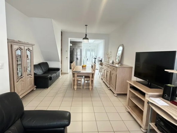 Maison à vendre à Wattrelos avec terrasse et potentiel familial