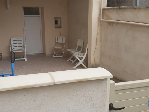 Appartement de plain-pied rénové avec terrasse à Cagnac, proche d'Albi