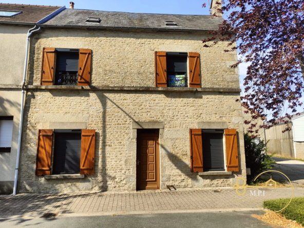 Maison à vendre à Saint Paterne - Grand potentiel pour famille
