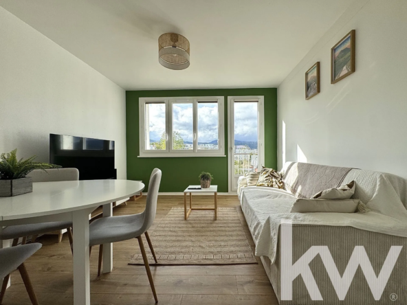 Bel appartement T4 rénové avec vue dans le quartier recherché de l'Oradou à Clermont-Ferrand