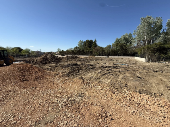 Terrain à bâtir de 249 m² à Marsillargues, proche mer et commerces