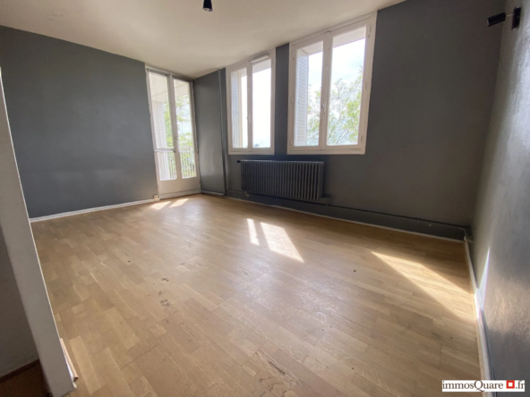 Appartement 4 pièces avec balcon, garage et cave à La Mulatière