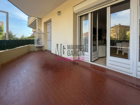 Appartement T3 loué à Carpentras, rentabilité 7,2 %, cave et stationnement