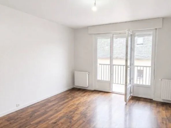 Appartement T3 lumineux de 65 m² à Vernon avec balcon et cave