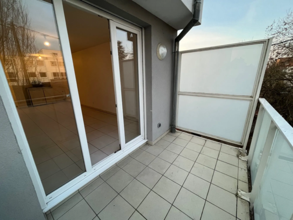 Idéalement situé à Strasbourg Elsau, joli appartement 2 pièces de 37 m² avec balcon