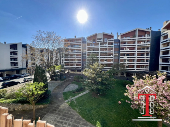 Appartement 2 pièces à Angers La Doutre Saint Nicolas avec balcon et cave