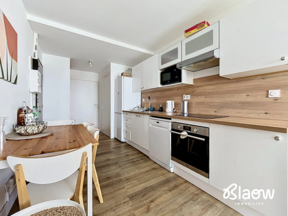 Appartement T4 rénové à vendre à Vaulx-en-Velin, idéal pour résidence ou investissement