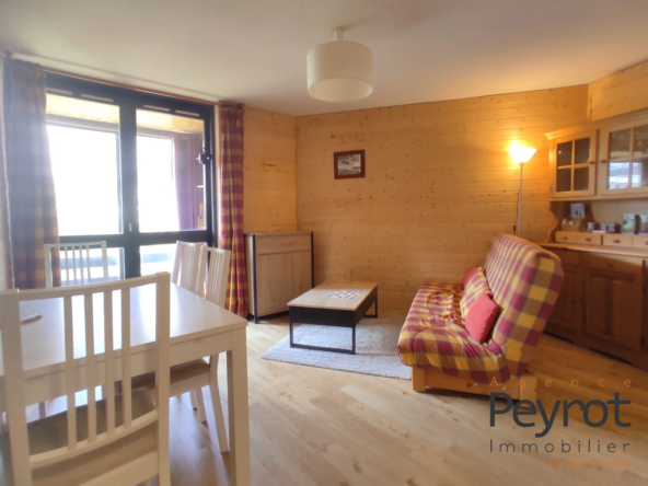 Appartement rénové de 38 m² avec vue montagne à Les Angles