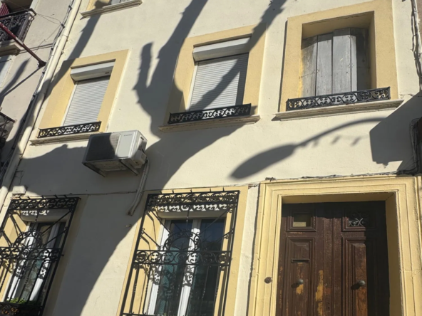 Maison à rénover avec grande grange à Lézignan-Corbières - 170 m² habitable
