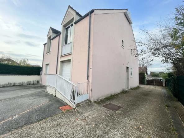 Bel appartement T2 lumineux de 44 m² à Les Clayes-sous-Bois