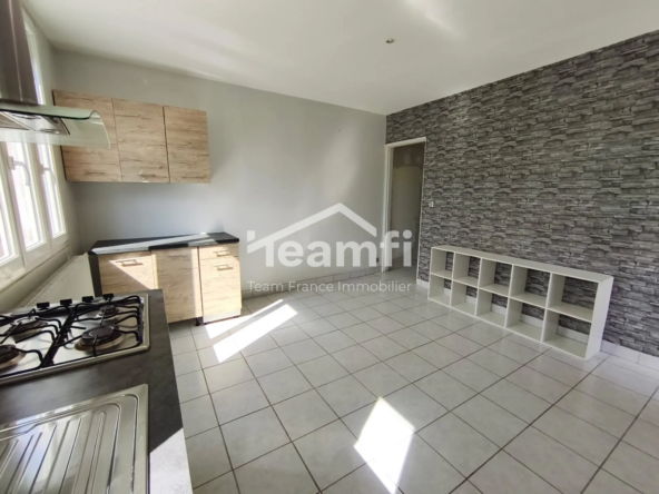 Maison T3 à Bourges avec garage et jardin – Exclu, sous compromis