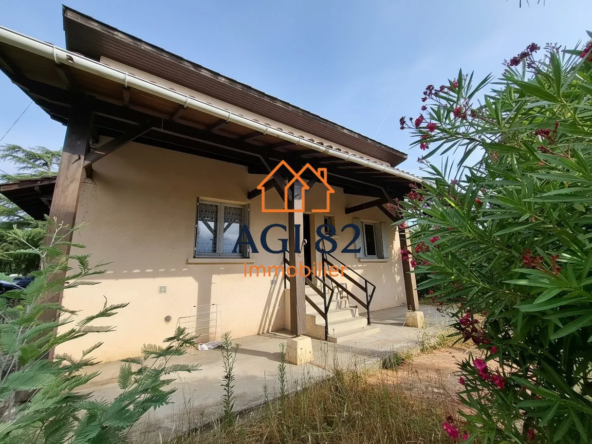 Charmante maison 3 pièces avec potentiel de rénovation à Moissac