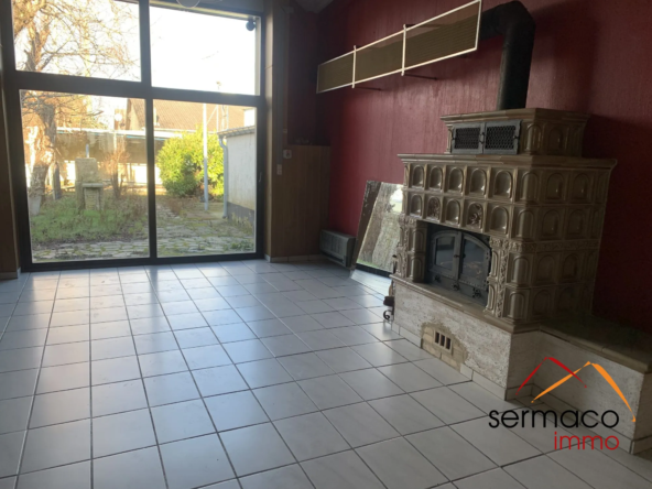 Maison à vendre à Morsbach de 186 m² avec grand terrain et potentiel professionnel