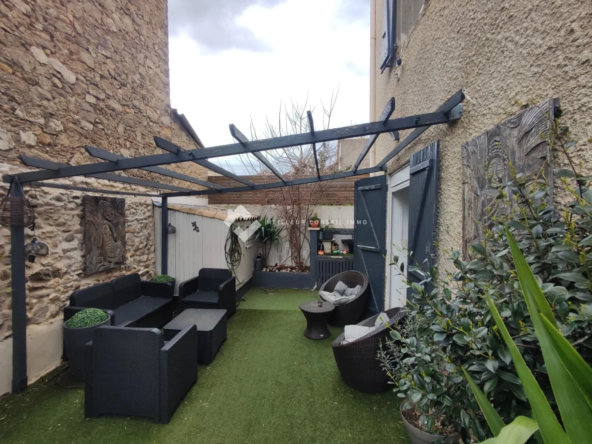 Maison rénovée à vendre à Canet d'Aude avec terrasse et suite parentale