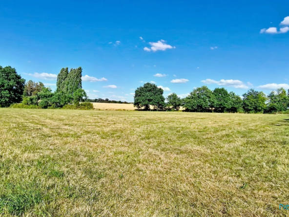 Terrain constructible proche Saint-Rémy avec vue dégagée en vente