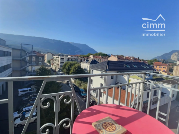 Appartement 3 pièces à vendre à Grenoble, 68 m², proche commodités