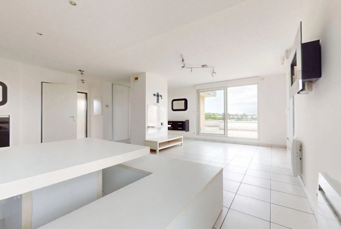 Superbe appartement T4 avec terrasse et piscine à Sermamagny 