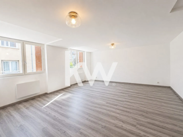 Appartement T3 avec terrasse à vendre à Saint-Étienne - Excellent investissement