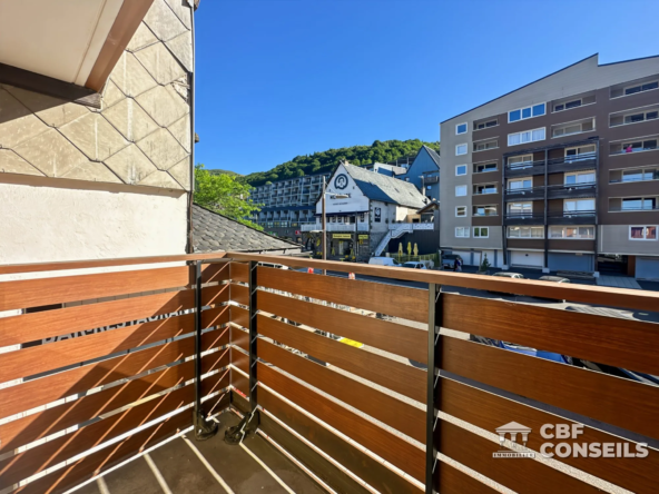 Studio lumineux à vendre à Besse-et-Saint-Anastaise, idéal pour investissement ou premier achat