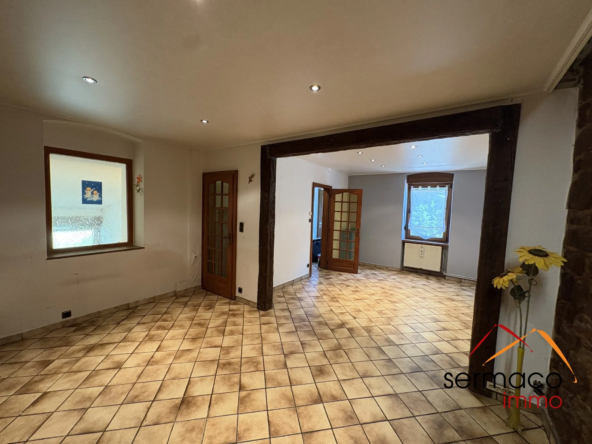 Séjour Maison familiale à vendre à Petite-Rosselle – 97 m² avec jardin
