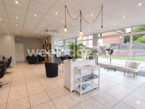 Fonds de commerce pour salon de coiffure à vendre à Triel-sur-Seine