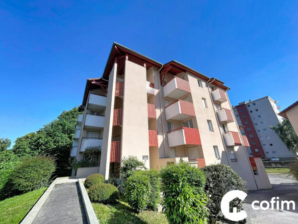 Appartement 2 pièces à vendre à Pau – Quartier des facultés, parking et balcon ensoleillé