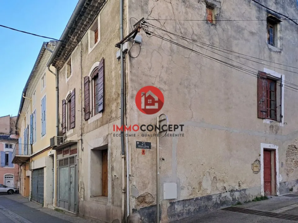 Maison mitoyenne à vendre à Bollène avec potentiel de rénovation complète