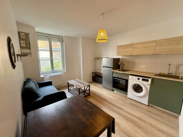 Charmant studio bis meublé rénové à Saint-Mihiel, Nantes