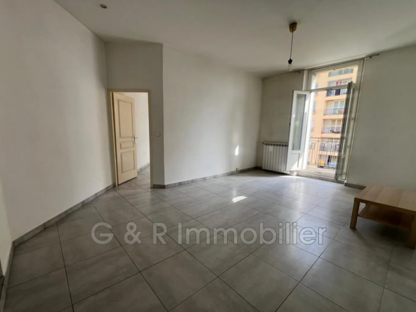 Appartements T2 lumineux de 47,5 m² à Marseille proche gare Blancarde