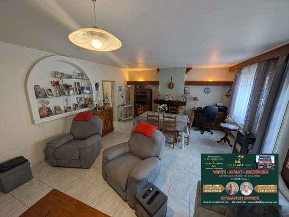 Maison à vendre avec 4 chambres, garage et grenier aménageable à Hautmont