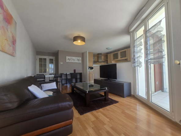 Bel appartement F3 meublé de 70 m² avec balcon et garage à Huningue