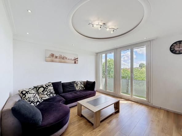 Appartement T4 lumineux de 62 m² à Saint-Priest avec balcon plein sud