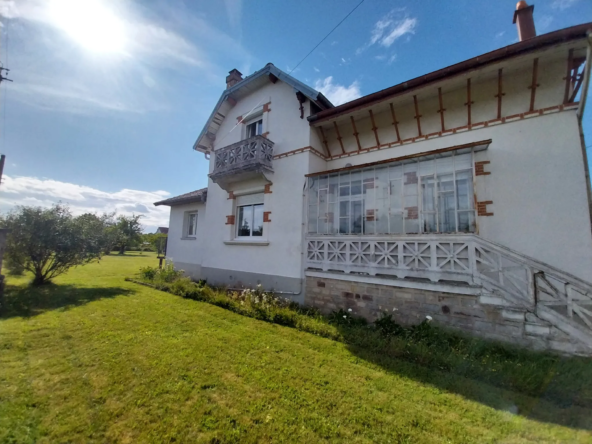 Maison de caractère à Fougerolles de 140 m² avec terrain de 2526 m²
