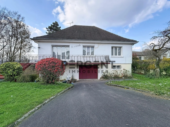 Aiglemont pavillon individuel avec sous-sol et grand terrain à vendre