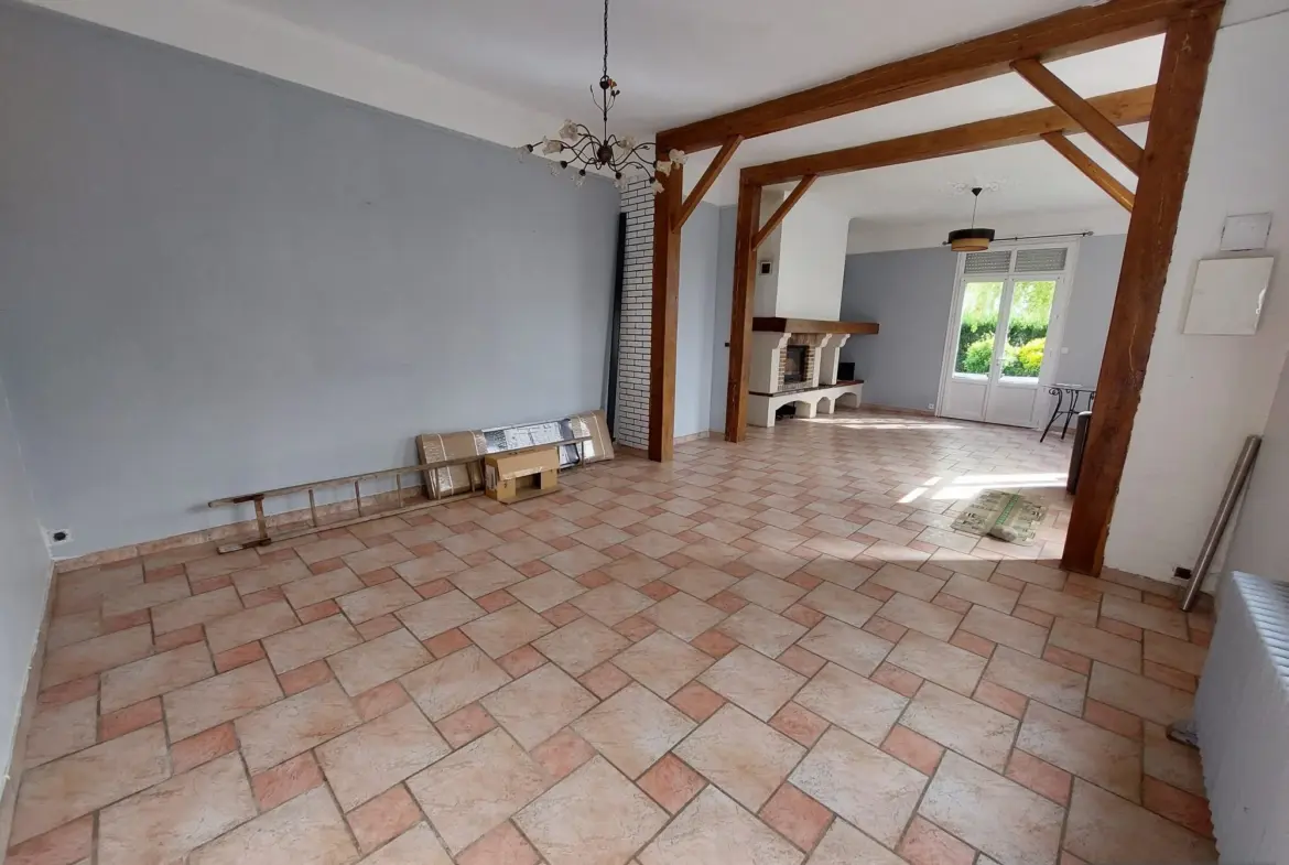 Maison individuelle de 180 m² avec 5 chambres à Lamotte-Buleux - Idéal grande famille 
