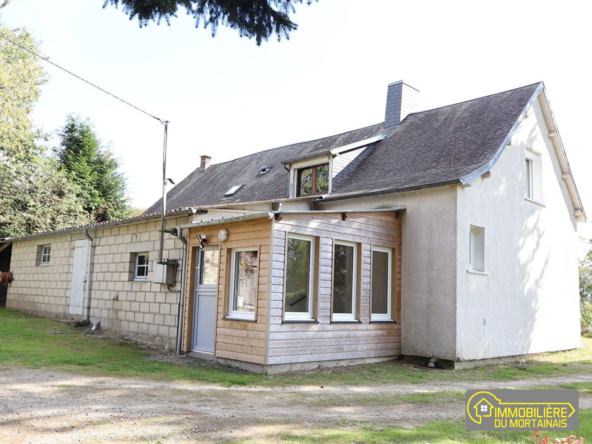 À vendre maison de 78 m² avec jardin et terrain à Saint-Georges-de-Rouelley