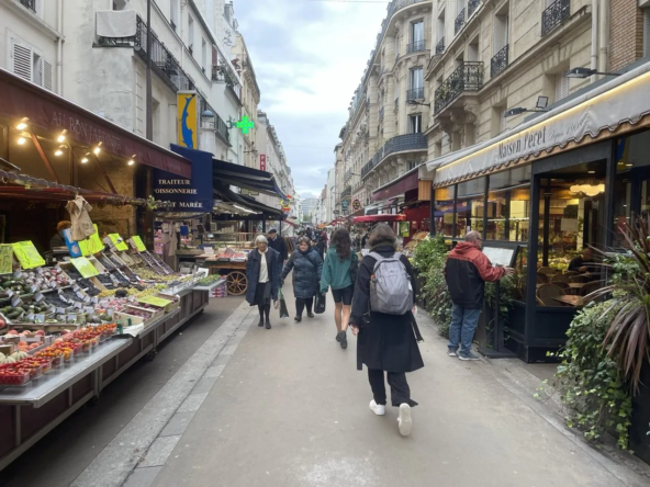 Local commercial de 90 m² à Paris 14ème, idéal pour coffee shop ou salon de thé