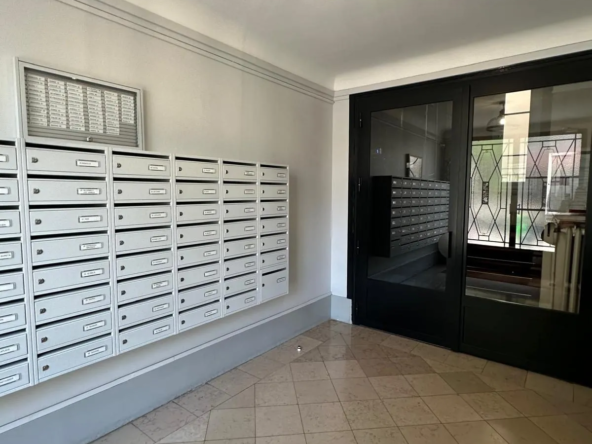 Studio de 19 m² à vendre à Paris 15ème, proximité commerces et transports
