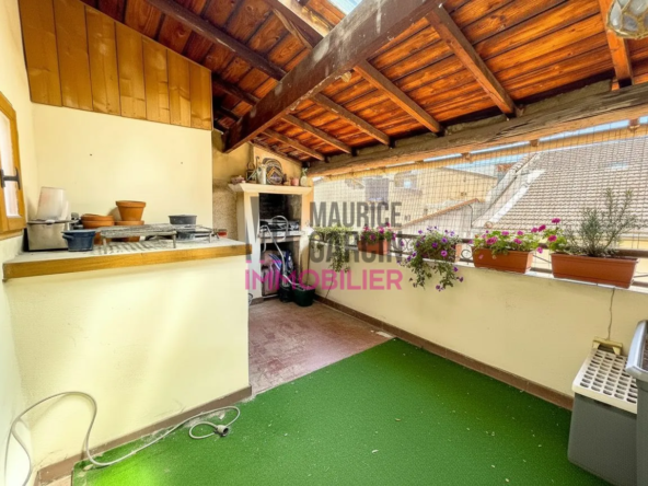 Maison de ville authentique de 76,51 m² à Cavaillon avec terrasse