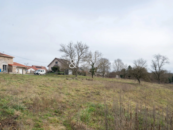Terrain constructible et viabilisé à Chaudeney-sur-Moselle, proche Toul