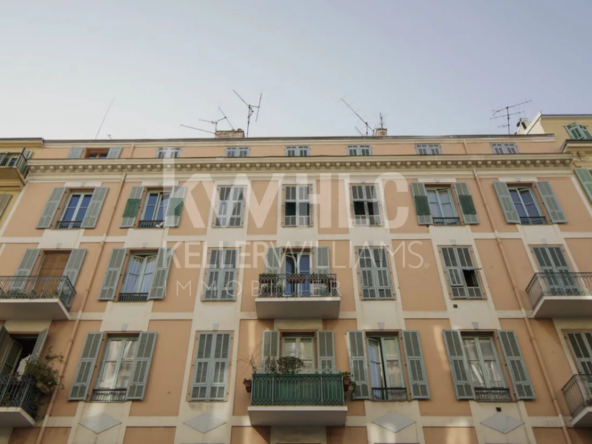 Appartement T1 Bis à Nice en style Belle Époque - Investissement idéal