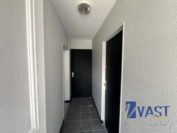 Appartement ou local de 34 m² à Lille Saint Maurice avec cave, à rénover