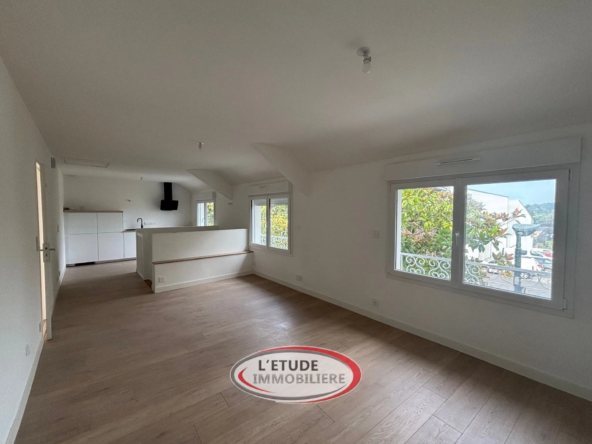 Appartement T3 à Carquefou au cœur du bourg avec parking
