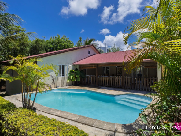 Spacieuse maison familiale avec piscine et studio à Calodyne