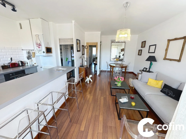 Appartement T3 de 70 m² avec balcon, garage et cave à Tarbes centre-ville