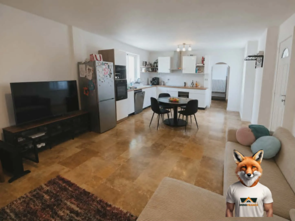 Charmant ensemble immobilier à vendre à Fontaine-Mâcon avec dépendances et grand potentiel